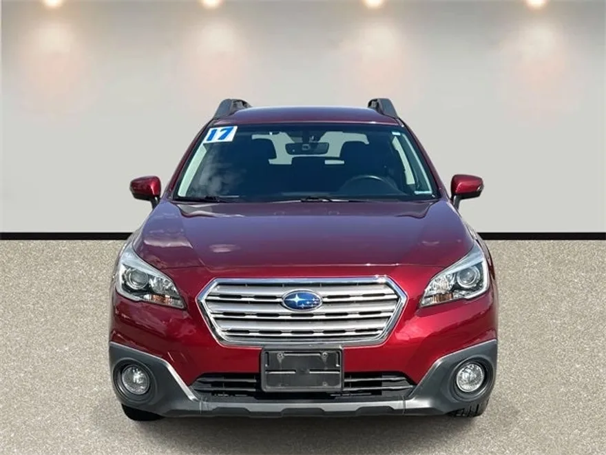 2017 Subaru Outback 2.5i Premium photo 1