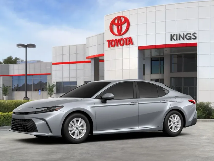2026 Toyota Camry LE photo 1