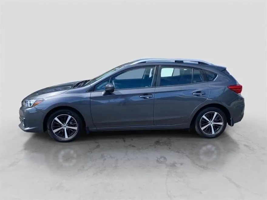 2023 Subaru Impreza Premium photo 2