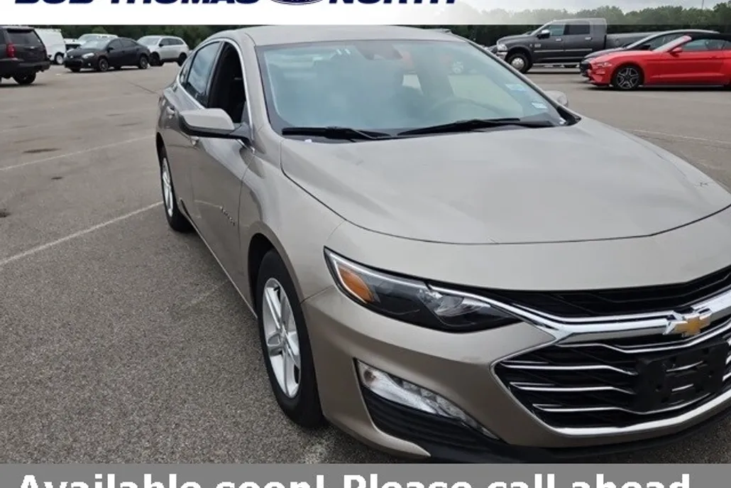 2024 Chevrolet Malibu 1LT photo 1