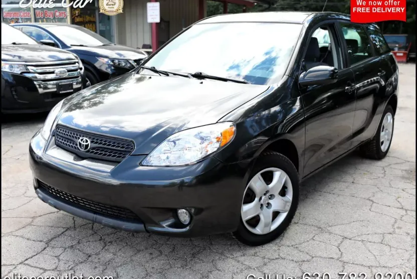 2006 Toyota Corolla Matrix L photo 1