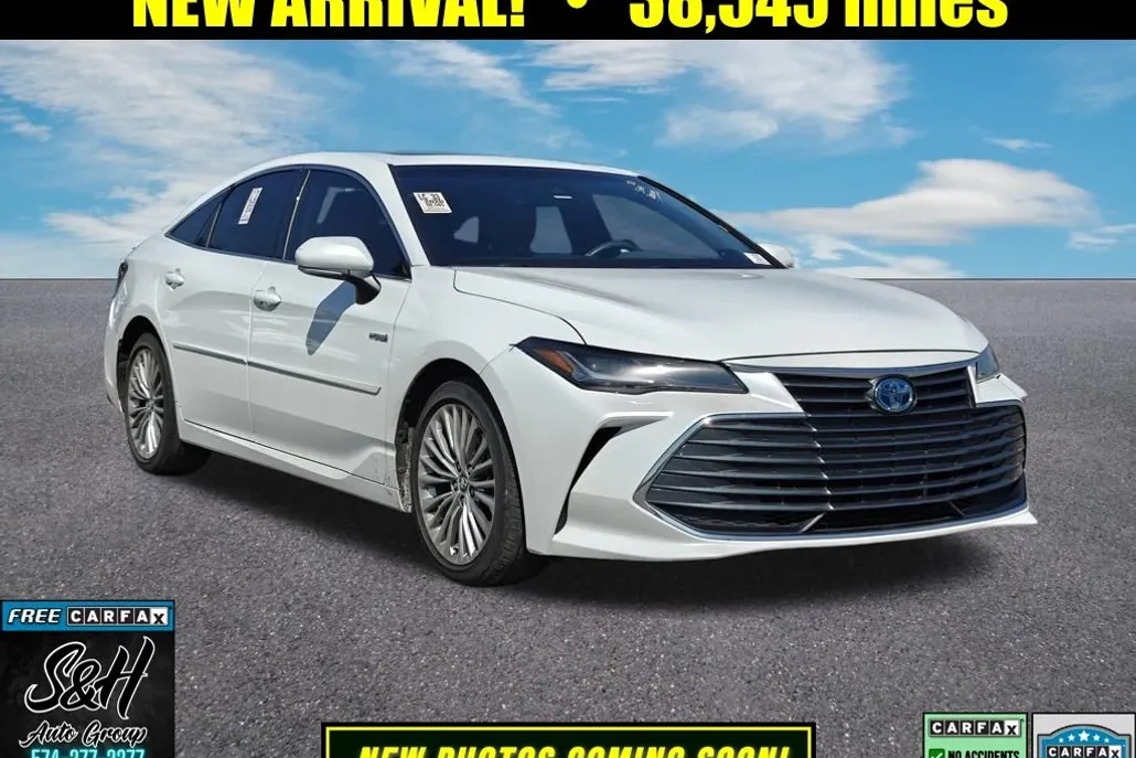 2020 Toyota Avalon Hybrid Limited photo 1