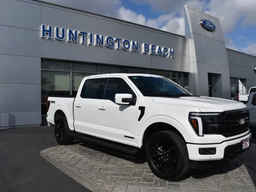 2025 Ford F-150 Lariat photo 1