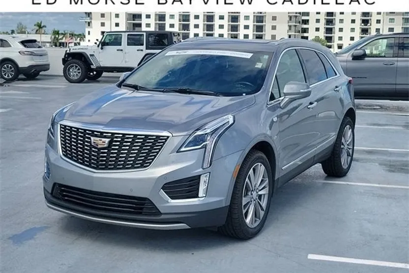 2024 Cadillac XT5 Premium Luxury photo 1