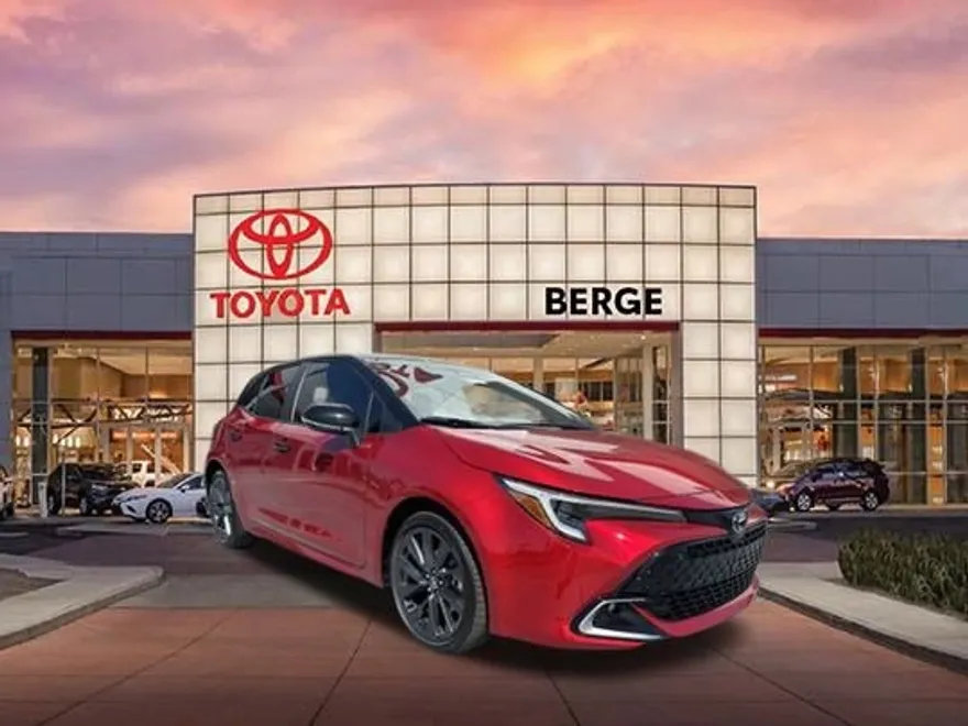 2025 Toyota Corolla XSE photo 1