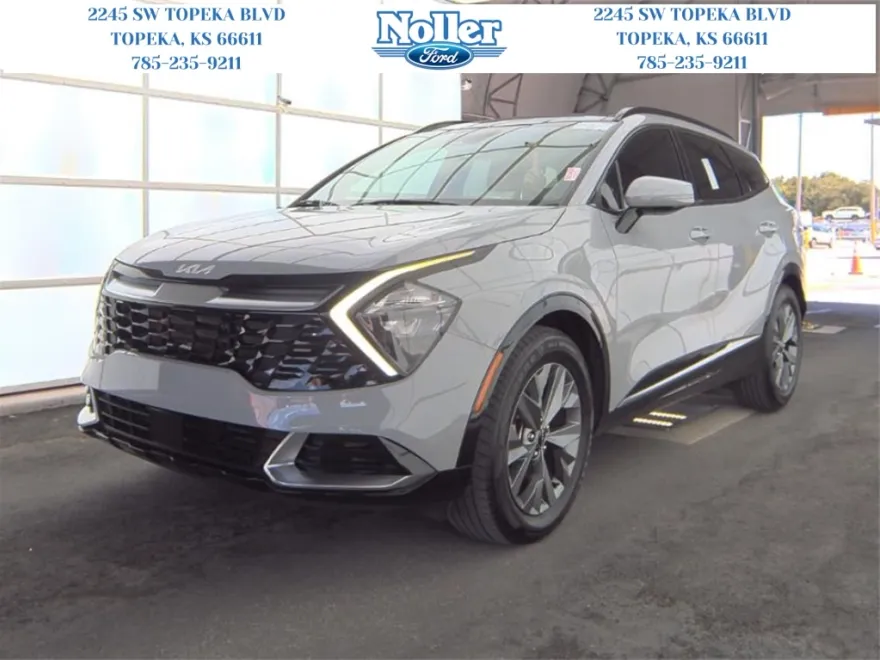 2023 Kia Sportage SX photo 1