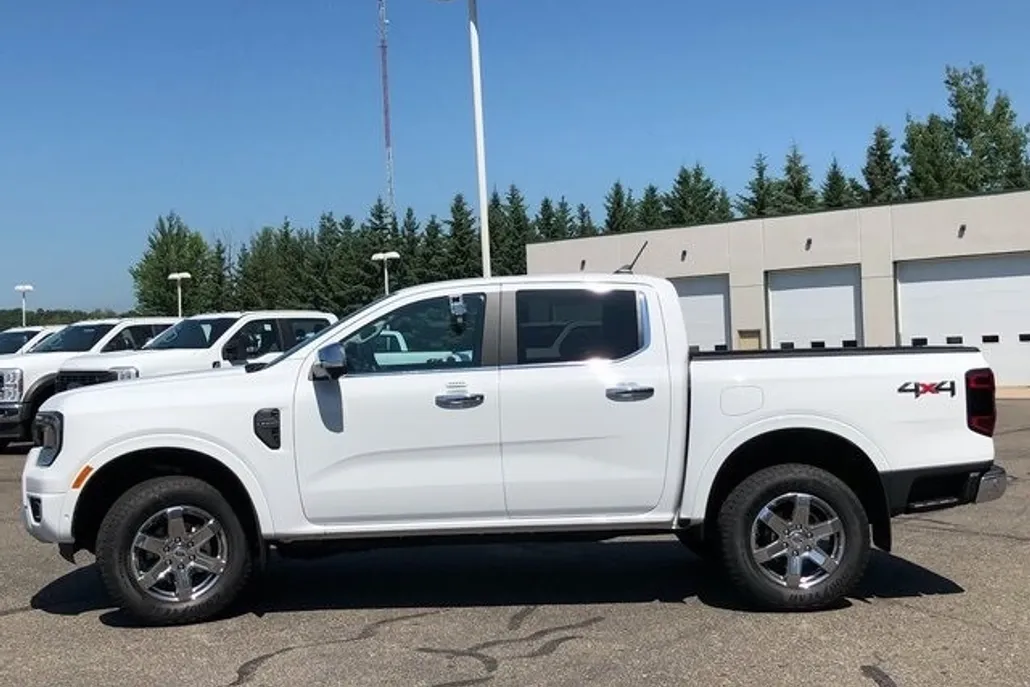 2024 Ford Ranger Lariat photo 1