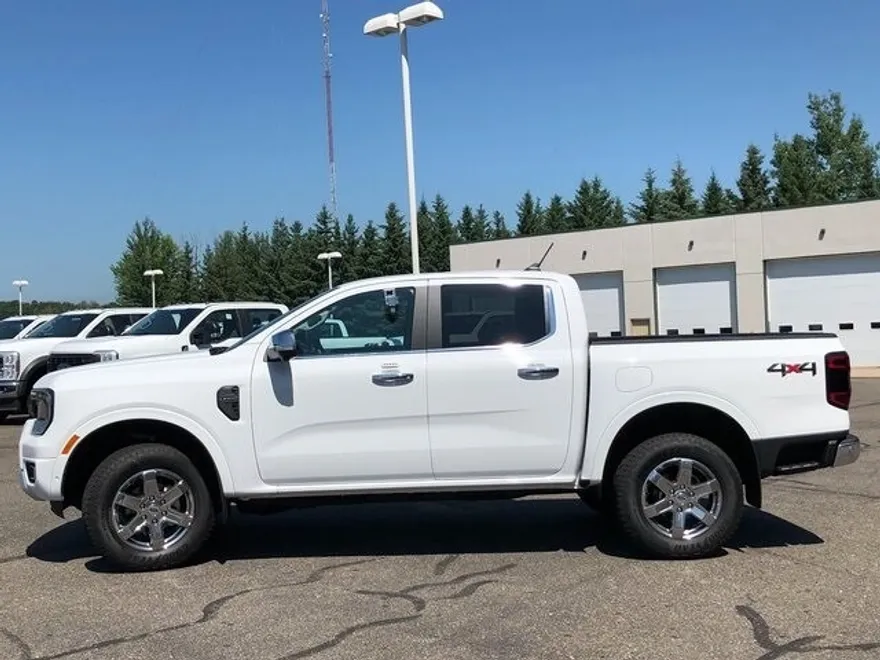 2024 Ford Ranger Lariat photo 1