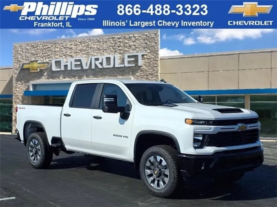 2025 Chevrolet Silverado 2500HD Custom photo 1