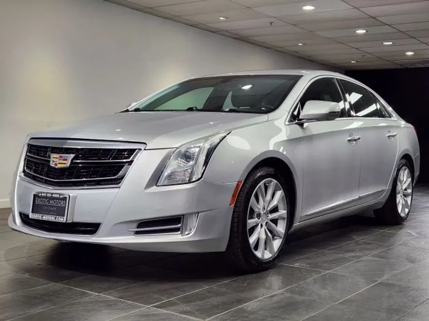 2016 Cadillac XTS Luxury photo 1