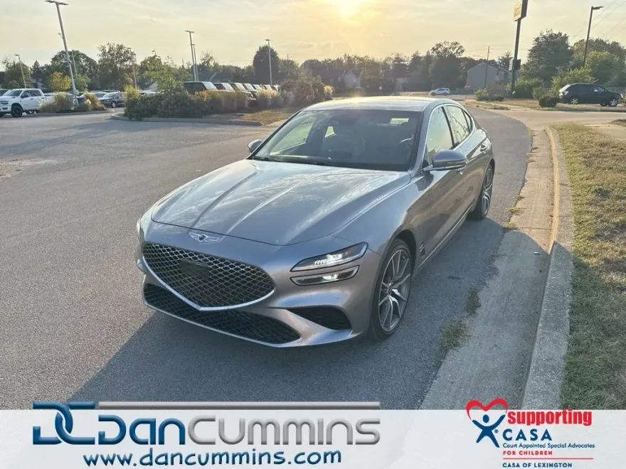 2023 Genesis G70 2.0T photo 1