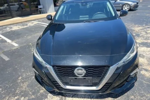 2020 Nissan Altima 2.5 Platinum photo 3