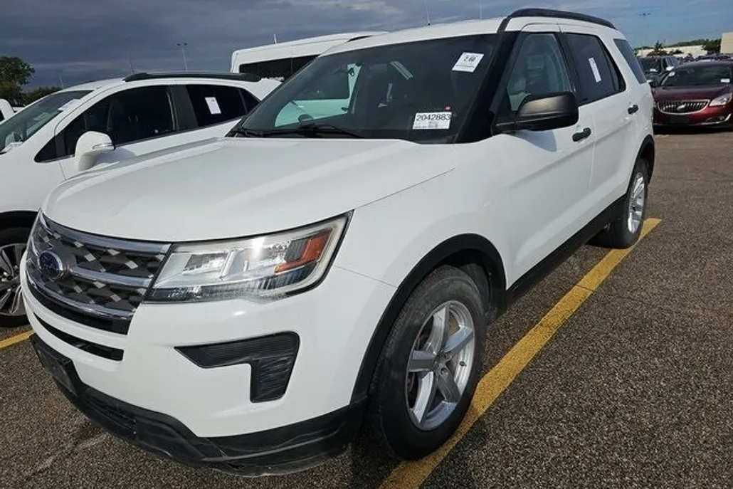 2018 Ford Explorer Base photo 1