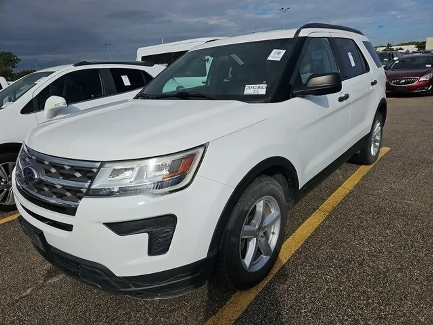 2018 Ford Explorer Base photo 1