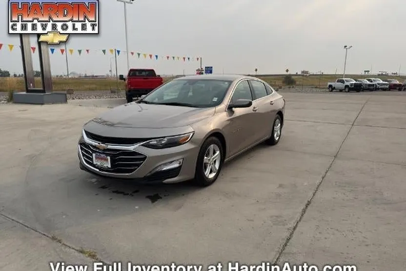 2024 Chevrolet Malibu 1LT photo 1