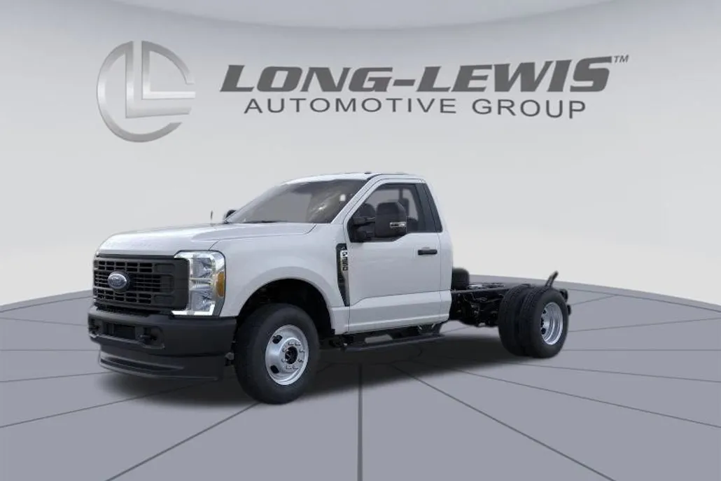 2026 Ford F-350 photo 1