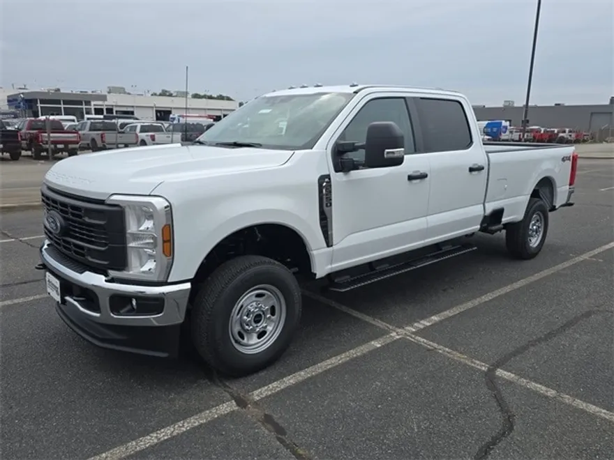 2025 Ford F-250 XL photo 1