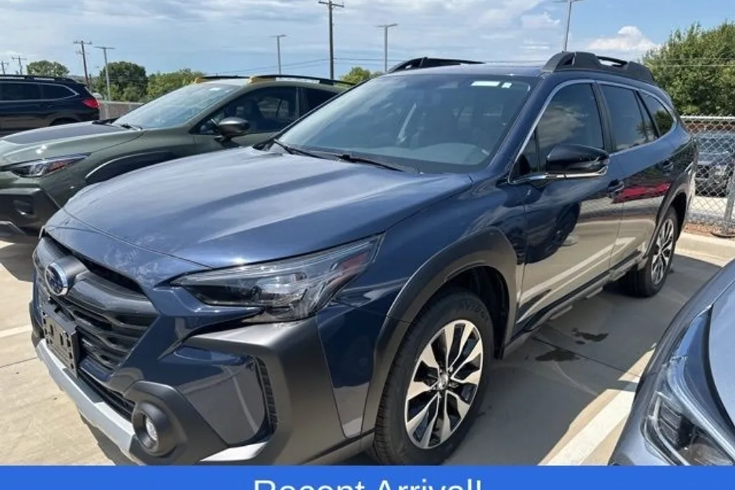 2025 Subaru Outback Limited XT photo 1