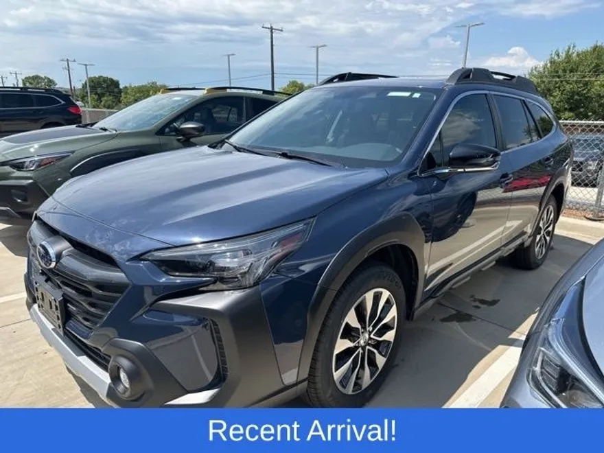 2025 Subaru Outback Limited XT photo 1