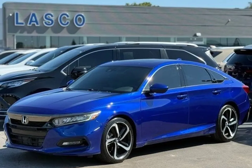 2020 Honda Accord Sport 2.0T photo 1