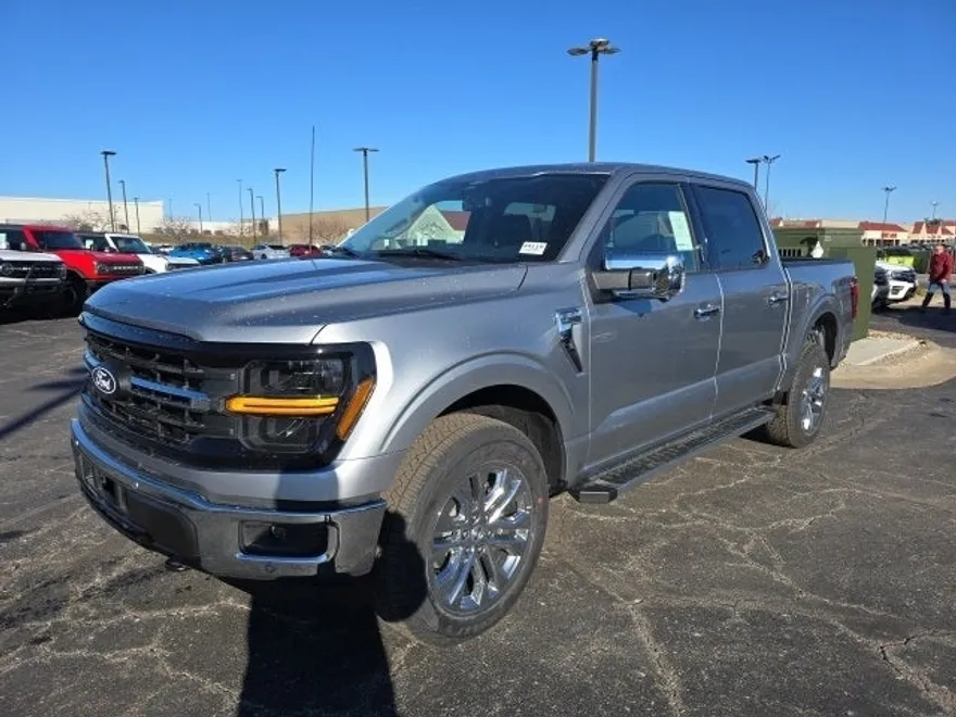2024 Ford F-150 XLT photo 1