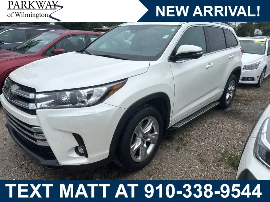 2019 Toyota Highlander Limited photo 1