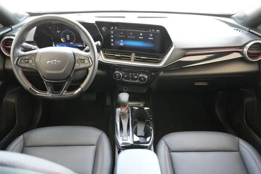 2024 Chevrolet Trax photo 1