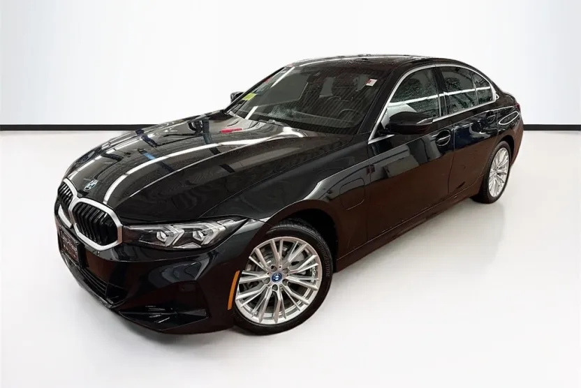 2024 Bmw 330e xDrive photo 1