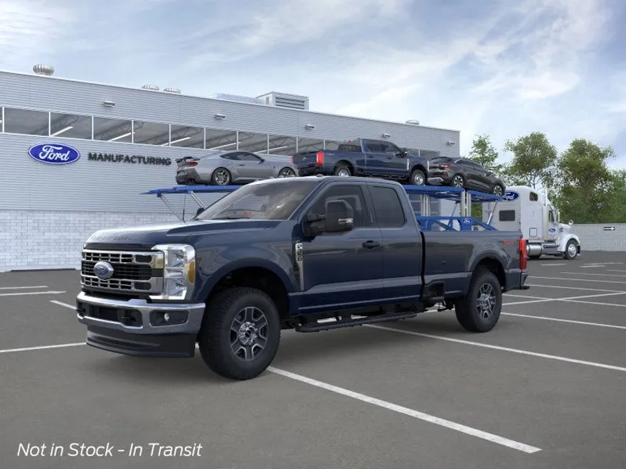 2025 Ford F-350 XLT photo 1