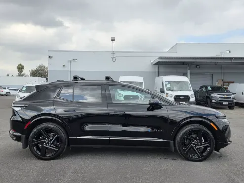 2025 Chevrolet Equinox EV 3RS photo 4