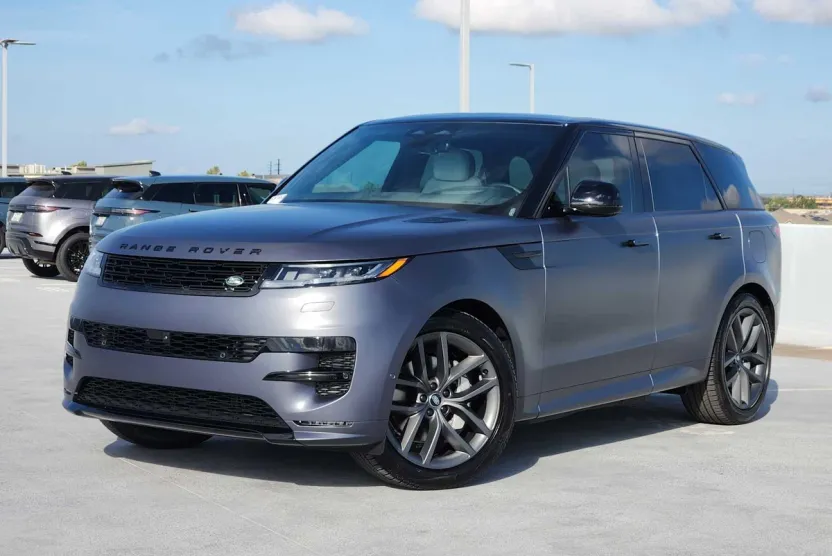 2025 Land Rover Range Rover Sport SE photo 1