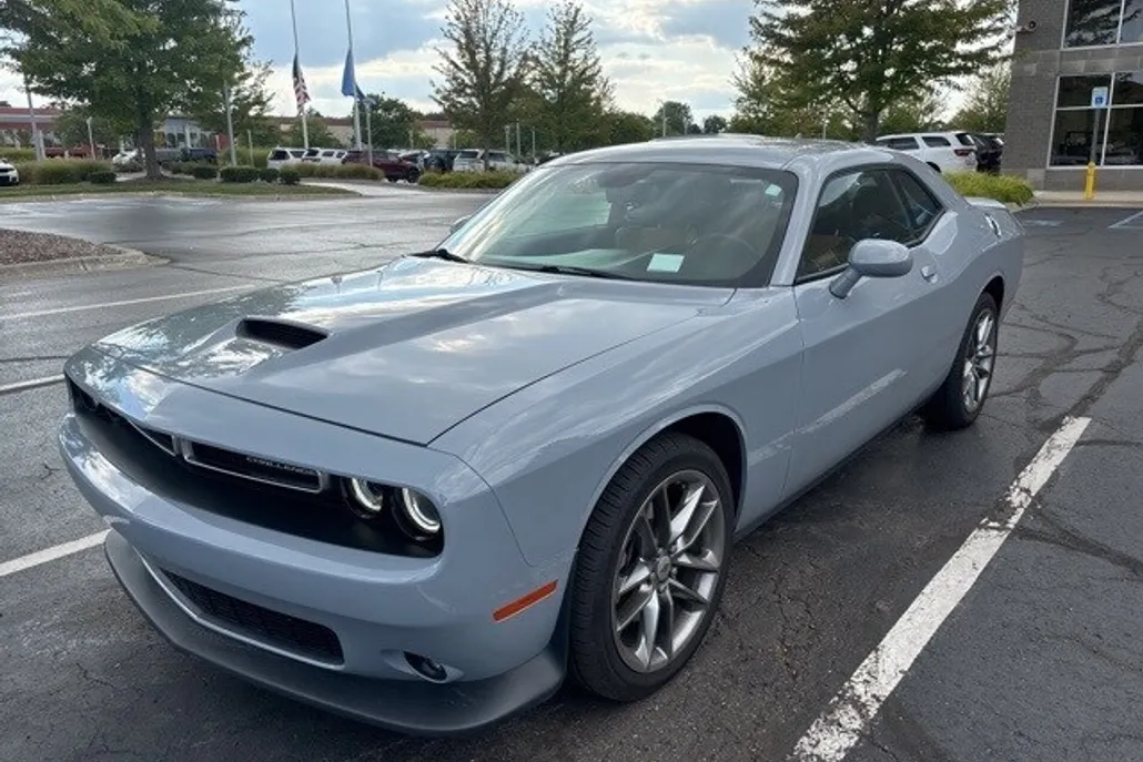 2021 Dodge Challenger GT photo 1