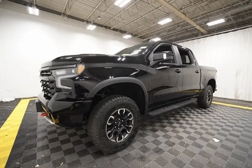 2022 Chevrolet Silverado 1500 ZR2 photo 1