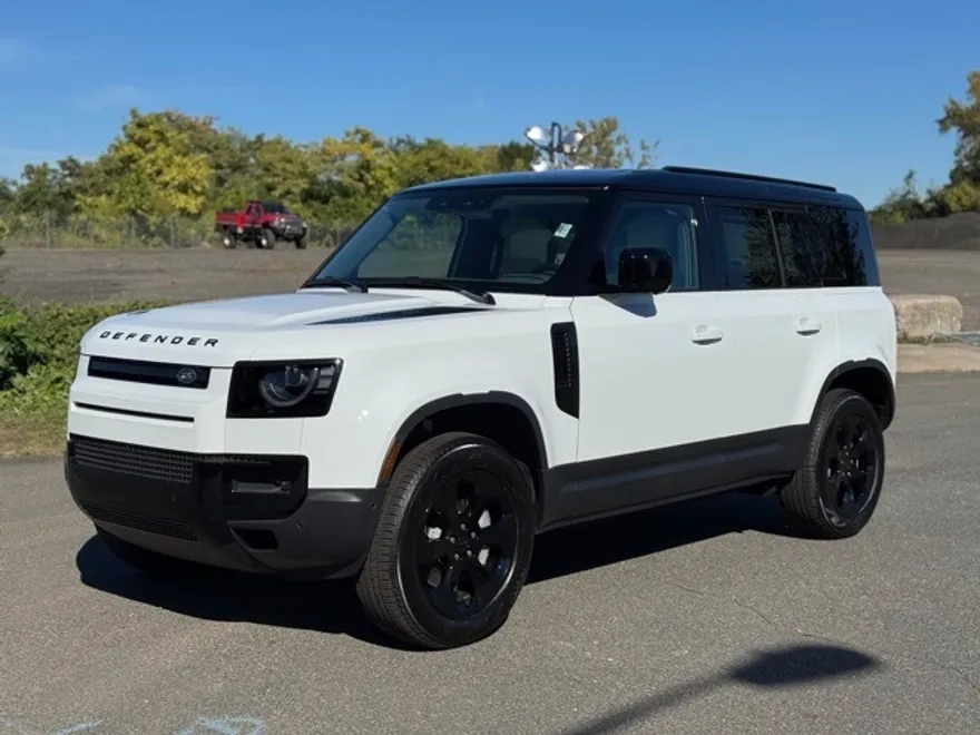 2026 Land Rover Defender 110 S photo 1