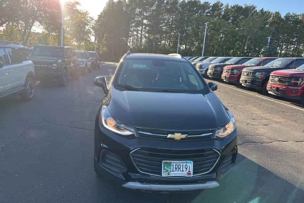 2019 Chevrolet Trax LT photo 1