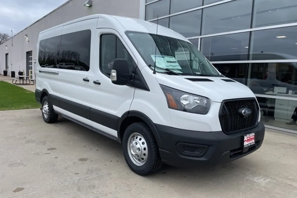 2025 Ford Transit photo 1