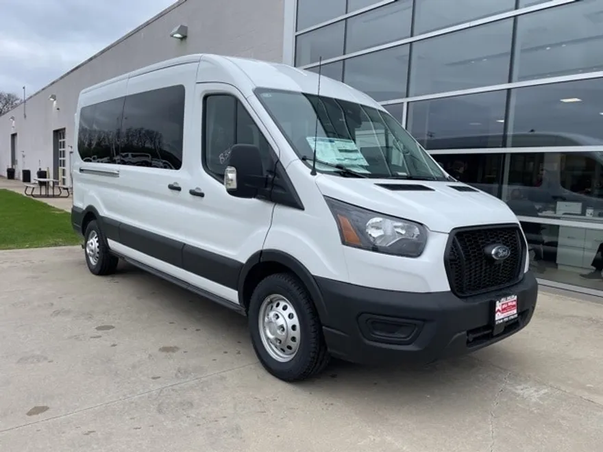 2025 Ford Transit photo 1