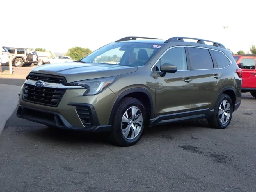 2023 Subaru Ascent Premium photo 1