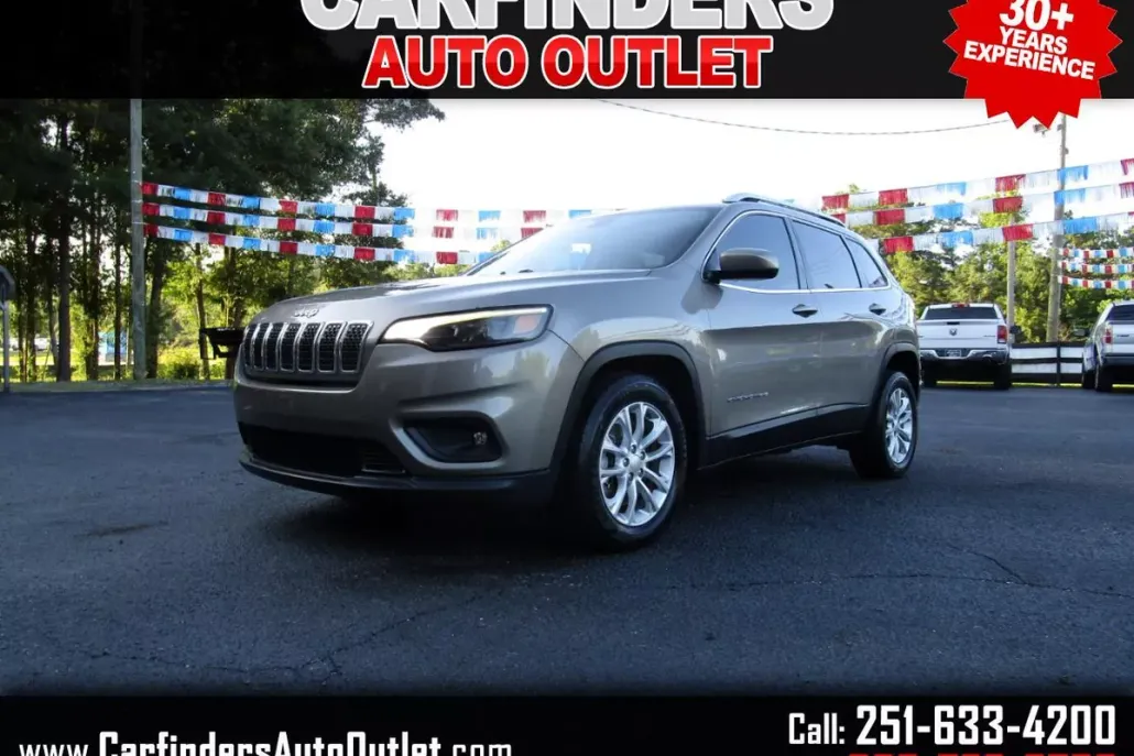 2019 Jeep Cherokee Latitude photo 1
