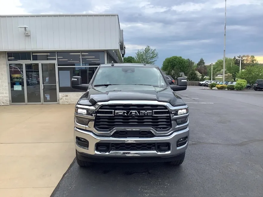 2025 Ram 2500 Tradesman photo 1