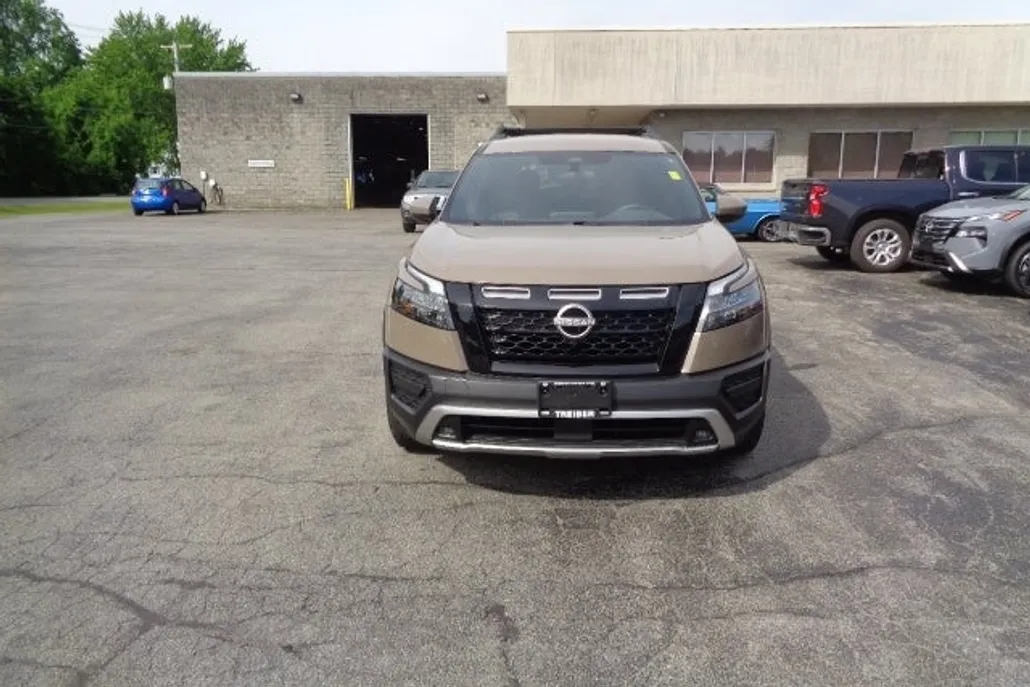 2023 Nissan Pathfinder Rock Creek photo 1