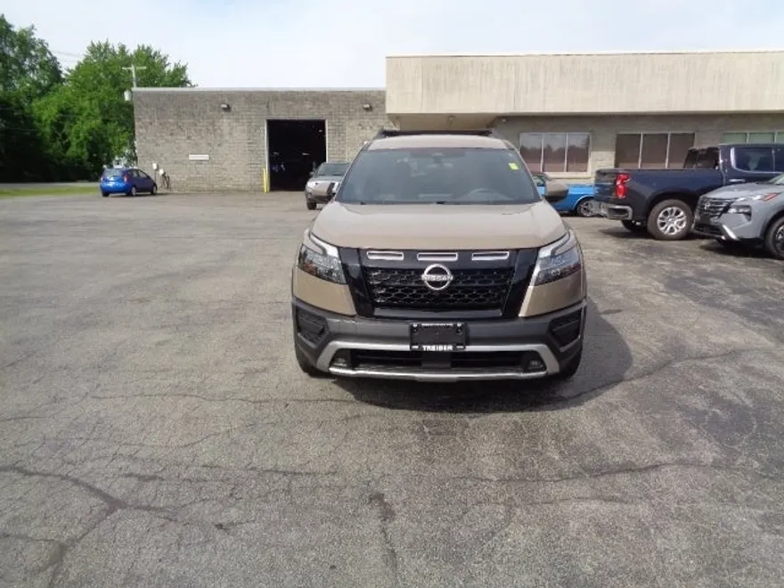 2023 Nissan Pathfinder Rock Creek photo 1