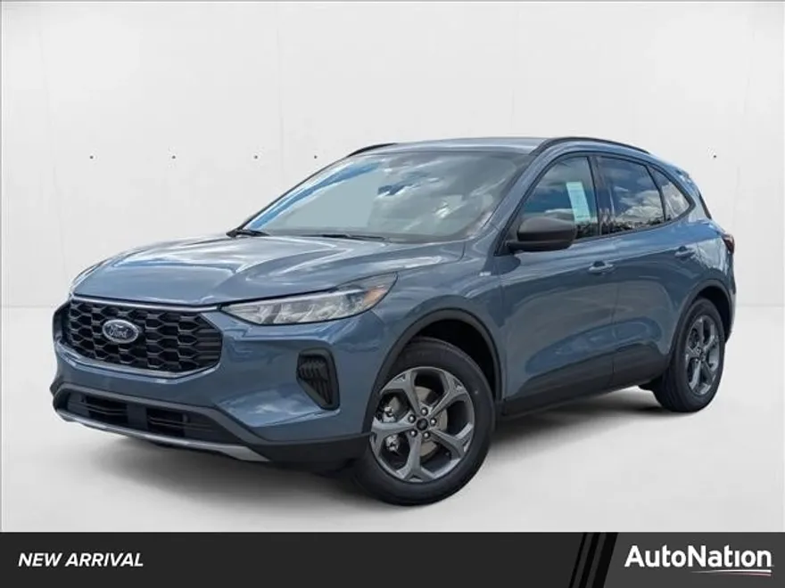 2025 Ford Escape ST-Line photo 1