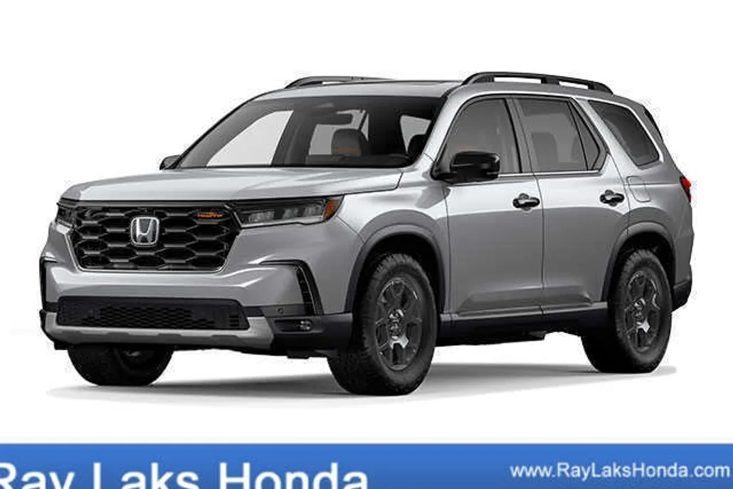 2025 Honda Pilot TrailSport photo 1