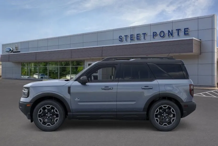 2025 Ford Bronco Sport Outer Banks photo 1