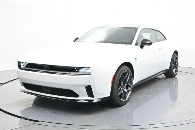 2024 Dodge Charger Daytona R/T AWD photo 1