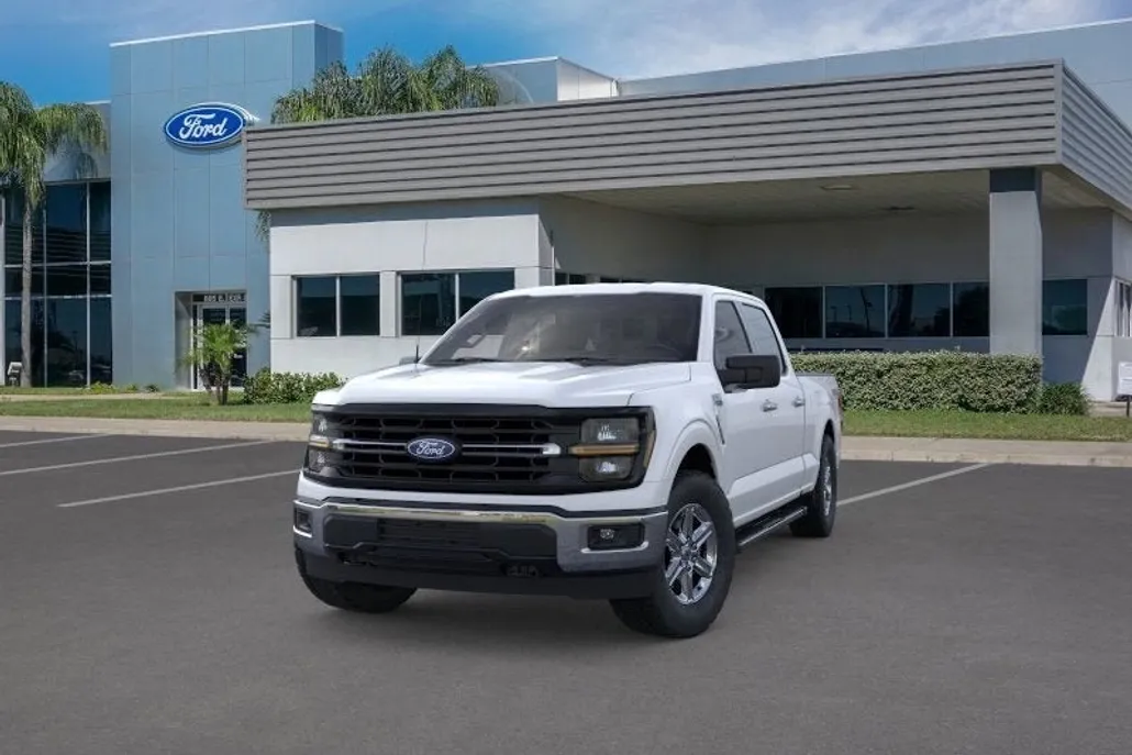 2025 Ford F-150 XLT photo 1