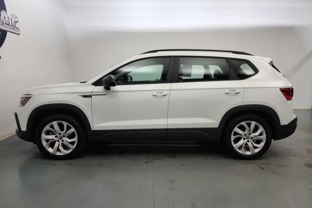 2023 Volkswagen Taos S photo 1