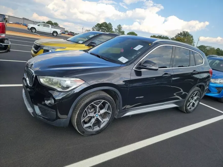 2017 Bmw X1 XDrive28i photo 1