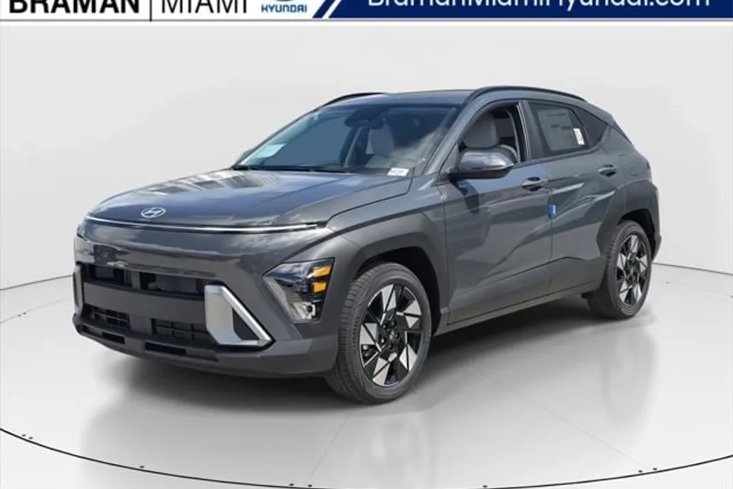2025 Hyundai Kona SEL photo 1